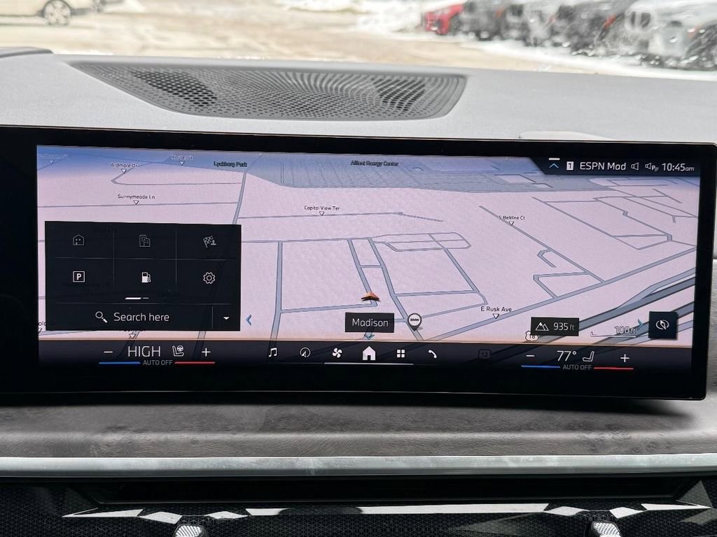 Used 2024 BMW X7 xDrive40i w/ Executive Package image 21