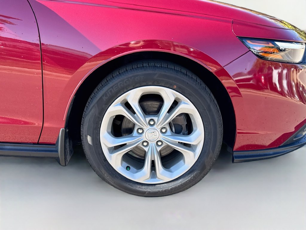Used 2023 Honda Accord LX image 35