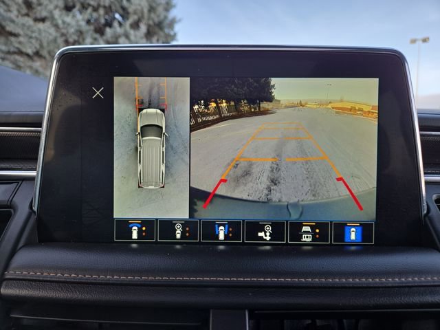 Used 2023 GMC Yukon XL AT4 w/ AT4 Premium Plus Package image 30