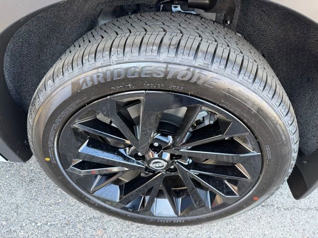 New 2026 Nissan Rogue Platinum AWD/4WD image 10