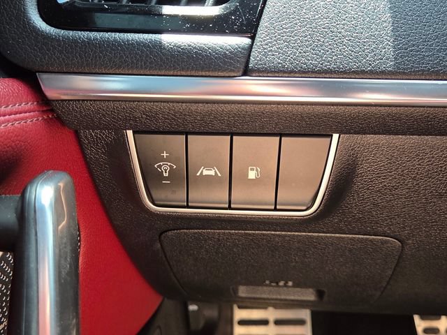 Used 2023 Kia Stinger GT-Line w/ Sun & Sound Package RWD image 21