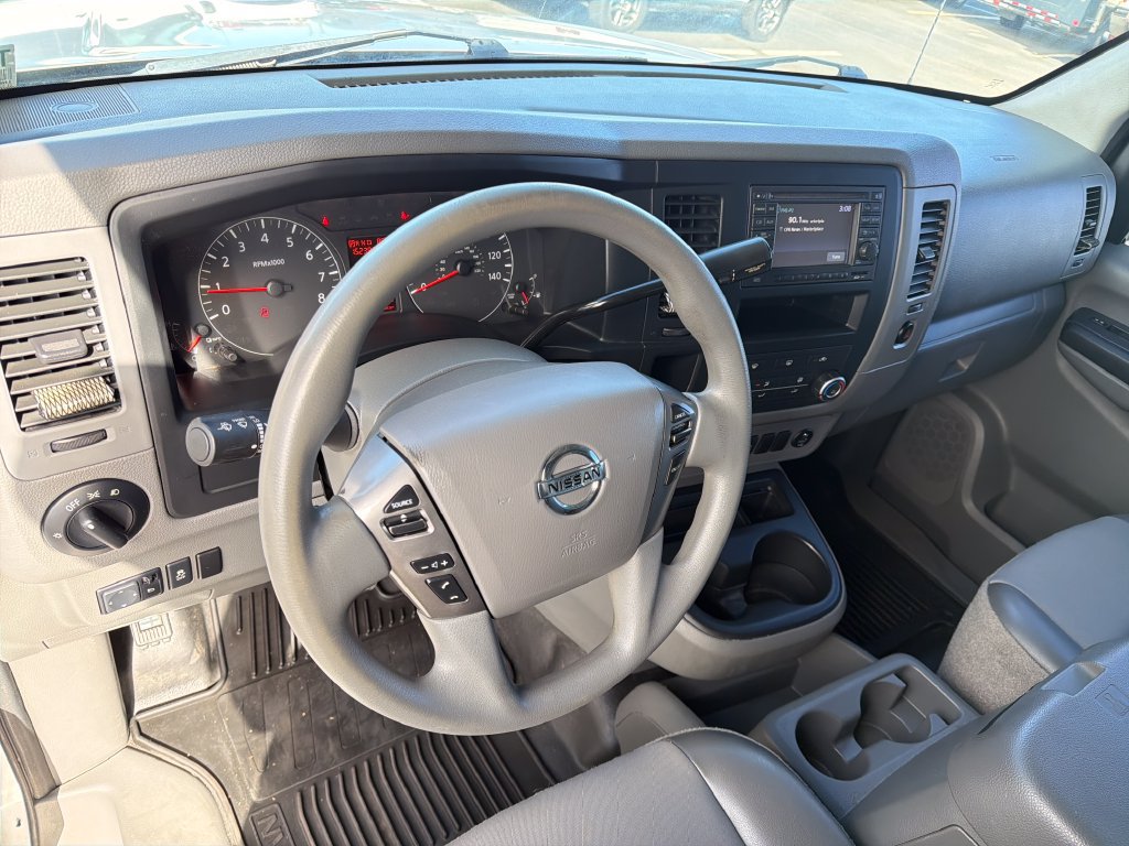 Used 2014 Nissan NV 3500 SV w/ Technology Package RWD image 13
