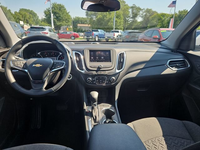 Used 2024 Chevrolet Equinox LT FWD image 12
