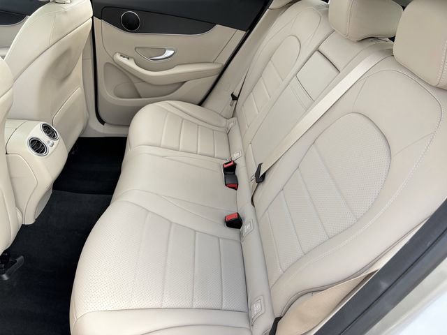 Used 2022 Mercedes-Benz GLC 300 4MATIC image 25