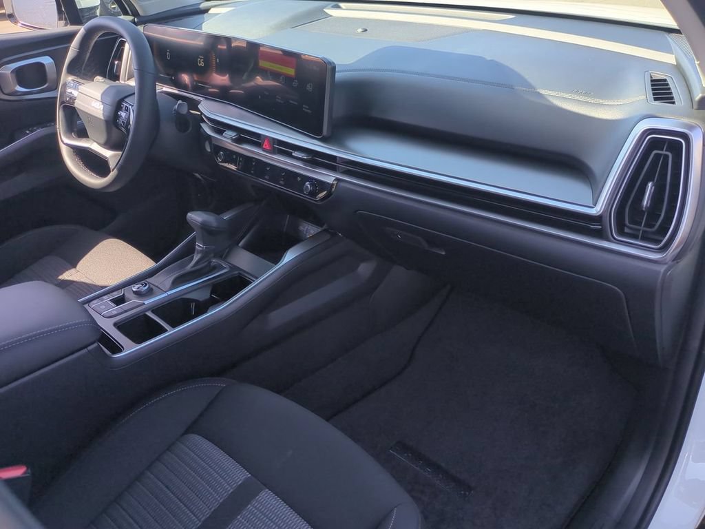 New 2026 Kia Sorento LX FWD image 28