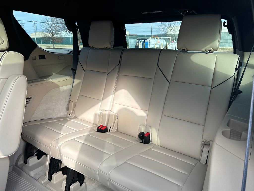 Certified 2023 Cadillac Escalade Premium Luxury w/ LPO, Radiant Package image 32