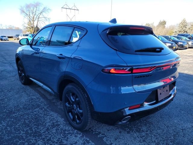 Used 2024 Dodge Hornet R/T w/ R/T Blacktop Package image 6