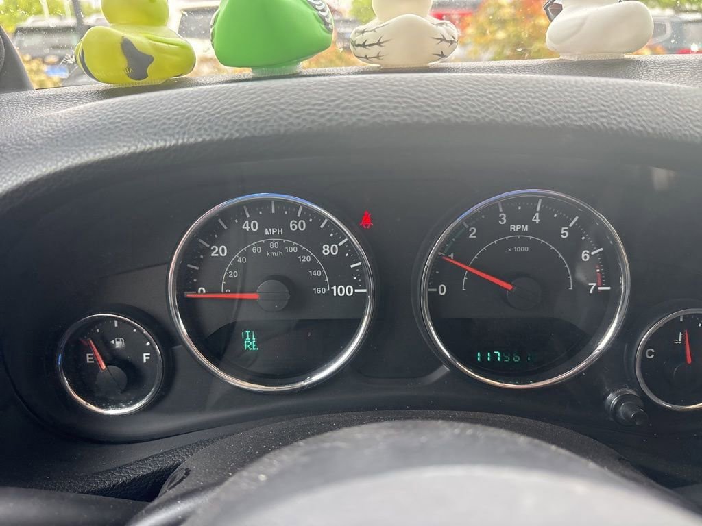 Used 2012 Jeep Wrangler Sport w/ Connectivity Group AWD/4WD image 8