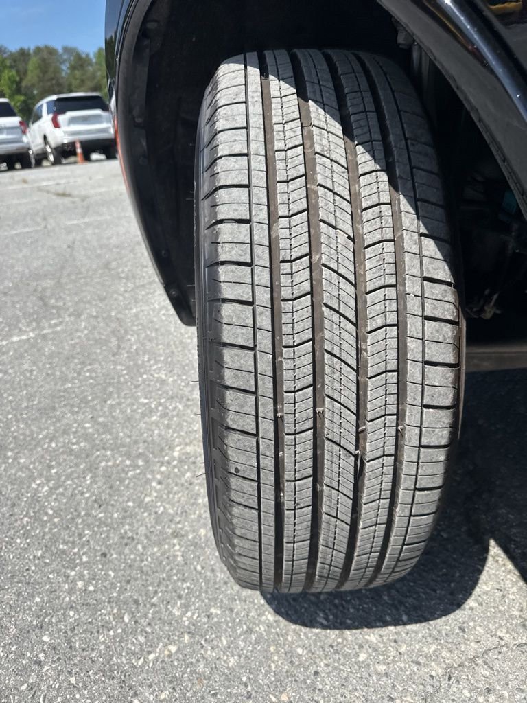 Used 2026 Dodge Durango GT RWD image 36