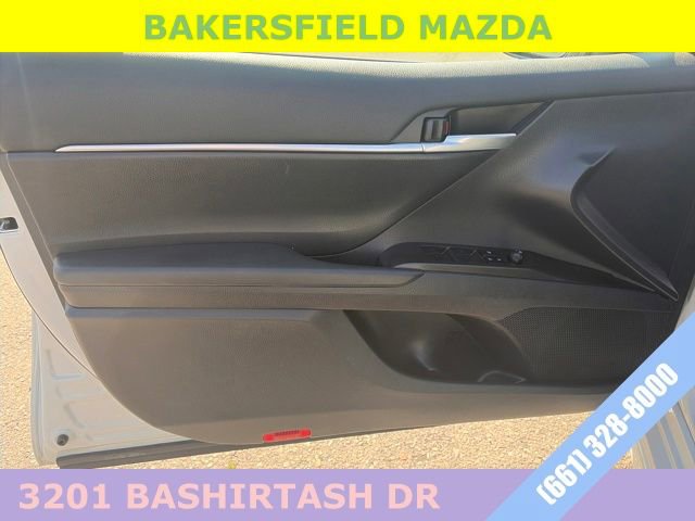 Used 2024 Toyota Camry SE image 10
