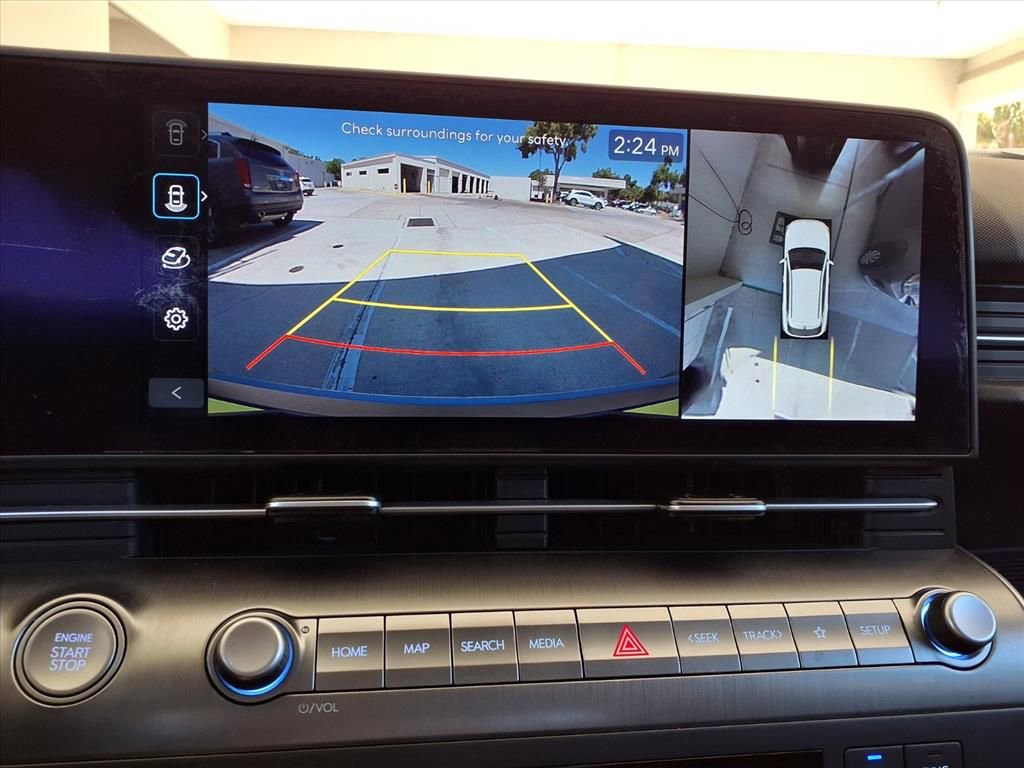 Used 2024 Hyundai Kona Limited FWD image 26