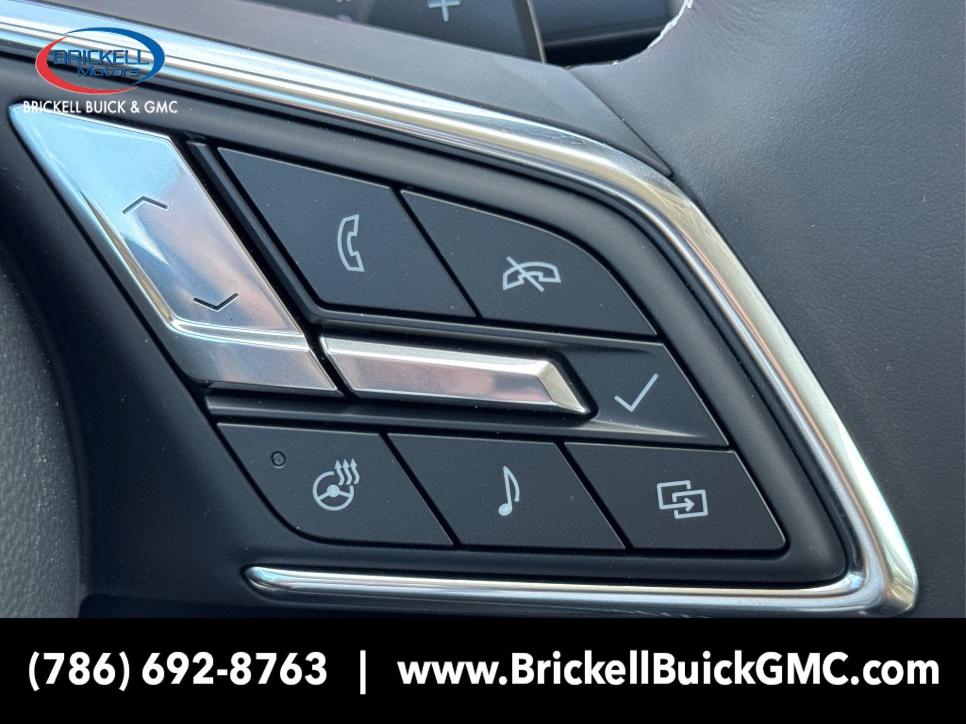 New 2025 Buick Envision Sport Touring image 32