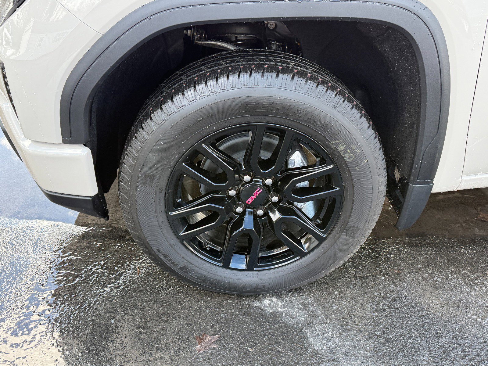 New 2026 GMC Sierra 1500 Pro w/ Graphite Edition AWD/4WD image 9