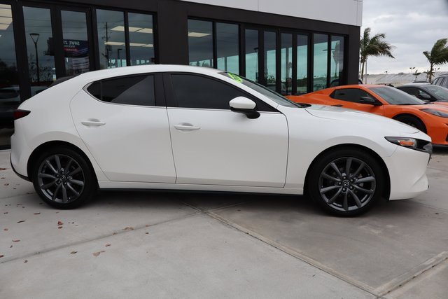 Used 2021 MAZDA MAZDA3 s image 2