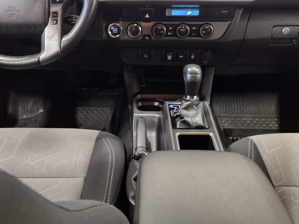 Used 2023 Toyota Tacoma TRD Off-Road AWD/4WD image 39