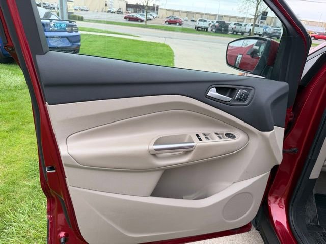 Used 2016 Ford Escape Titanium w/ Equipment Group 301A image 13