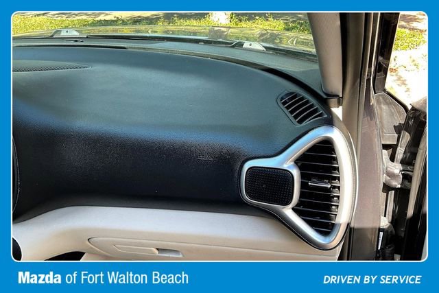 Used 2020 Kia Soul LX image 23