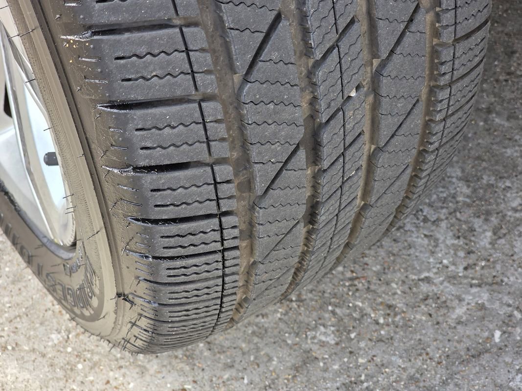 Used 2017 Cadillac Escalade ESV Luxury image 49