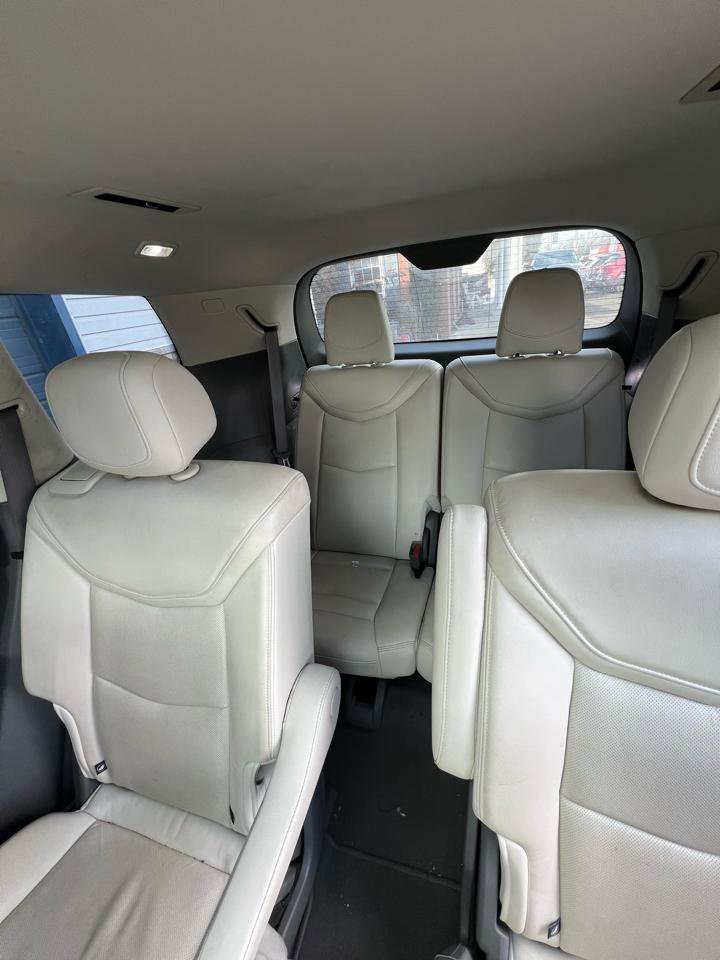 Used 2020 Cadillac XT6 Premium Luxury image 11