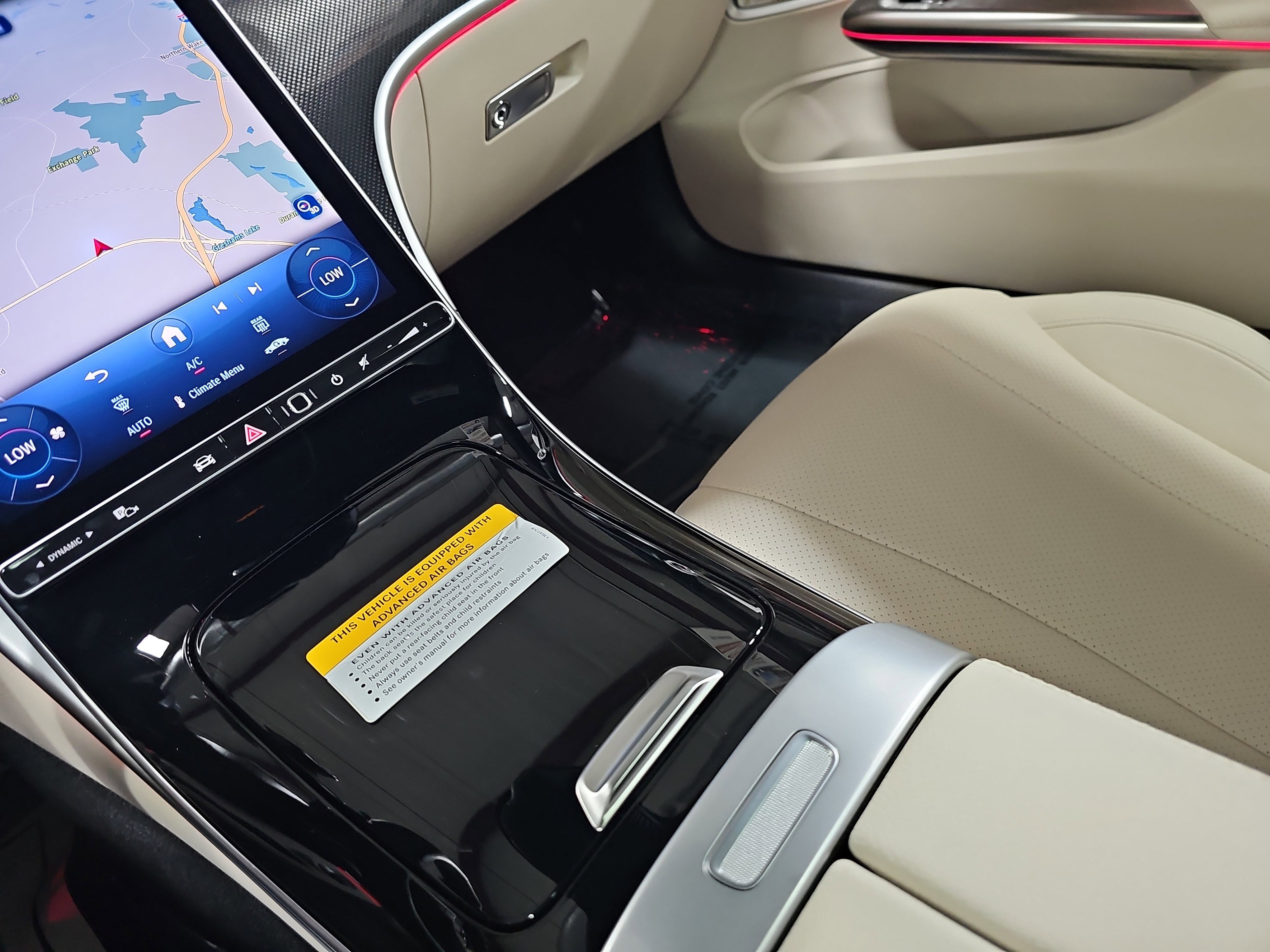 Certified 2026 Mercedes-Benz CLE 300 4MATIC Coupe image 27