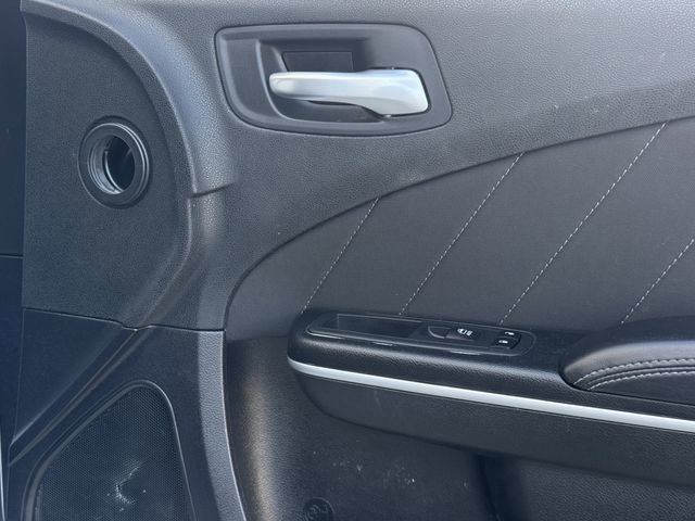 Used 2023 Dodge Charger SXT image 28