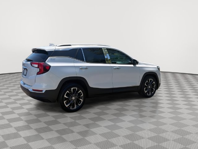 Certified 2022 GMC Terrain SLT w/ Infotainment Package II FWD image 12