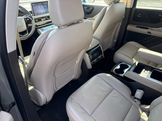 Used 2023 Lincoln Aviator Reserve w/ Equipment Group 201A AWD/4WD image 20