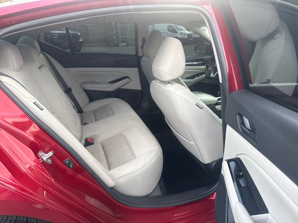 Used 2023 Nissan Altima 2.5 SV image 22