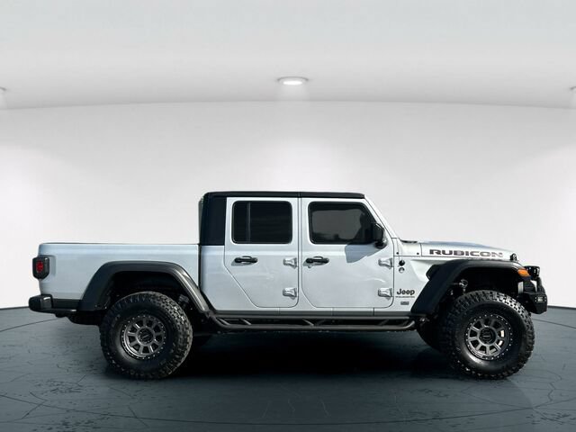 Used 2023 Jeep Gladiator Rubicon w/ Trailer Tow Package AWD/4WD image 7