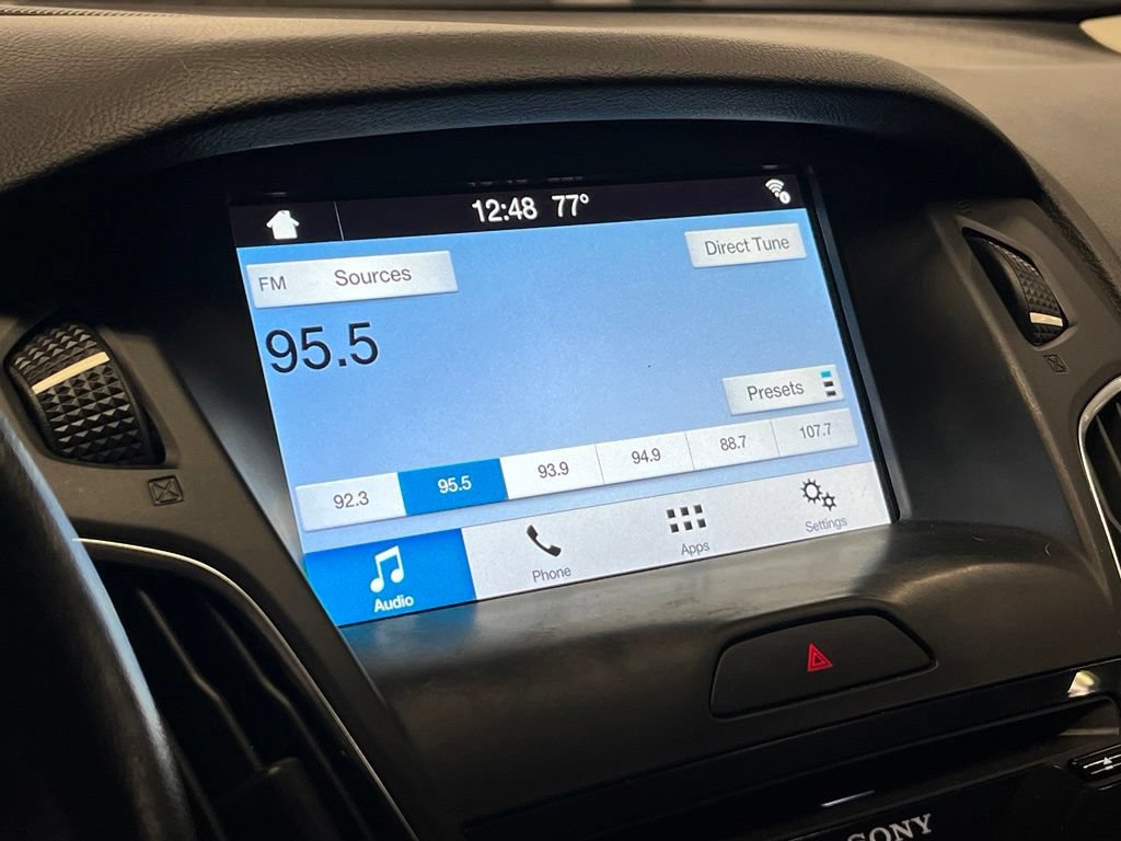 Used 2017 Ford Focus Titanium FWD image 27