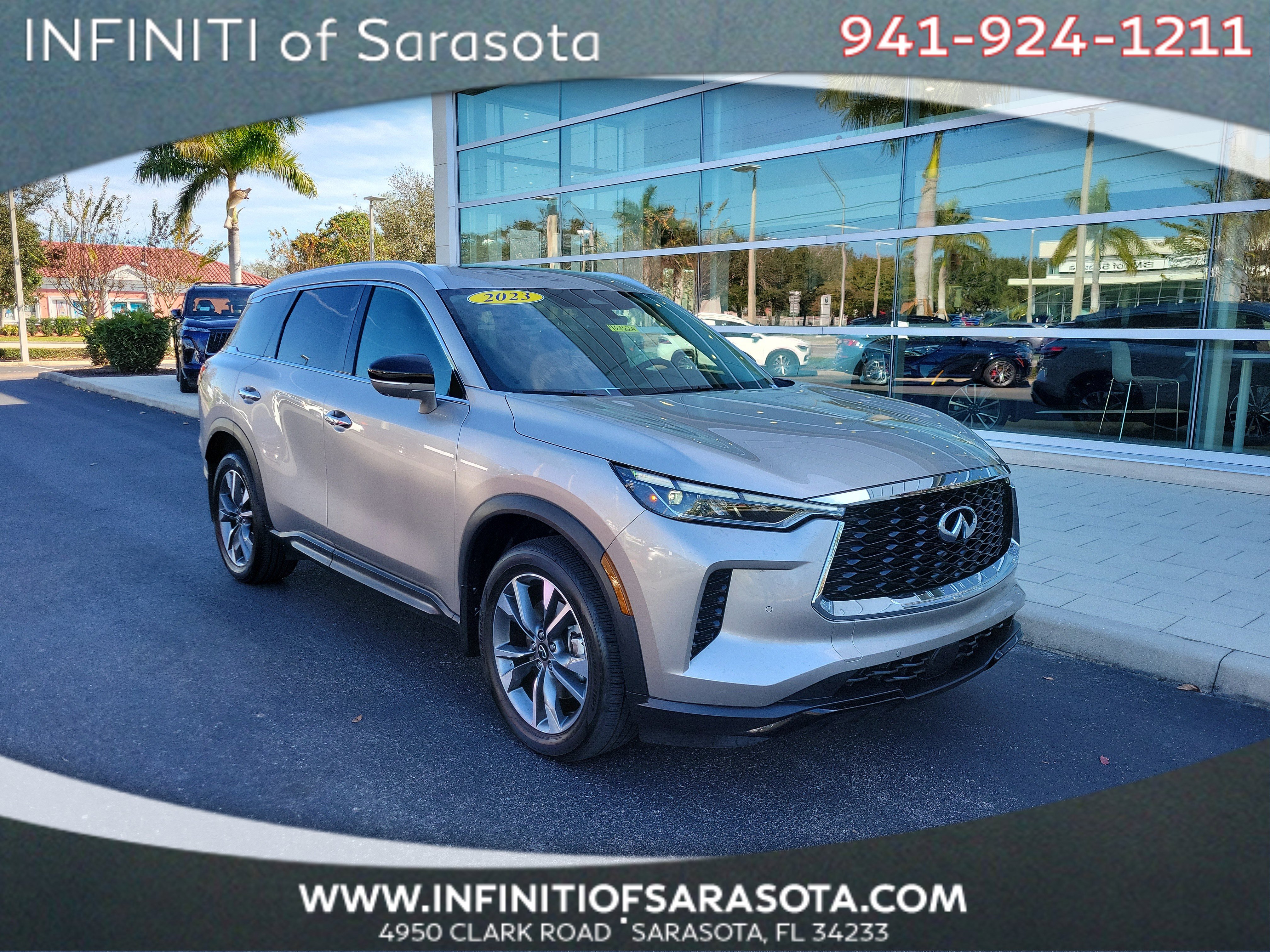 Certified 2023 INFINITI QX60 Luxe w/ Cargo Package image 1