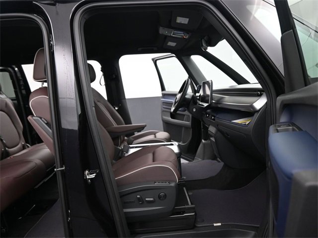 New 2025 Volkswagen ID. Buzz Pro S image 24
