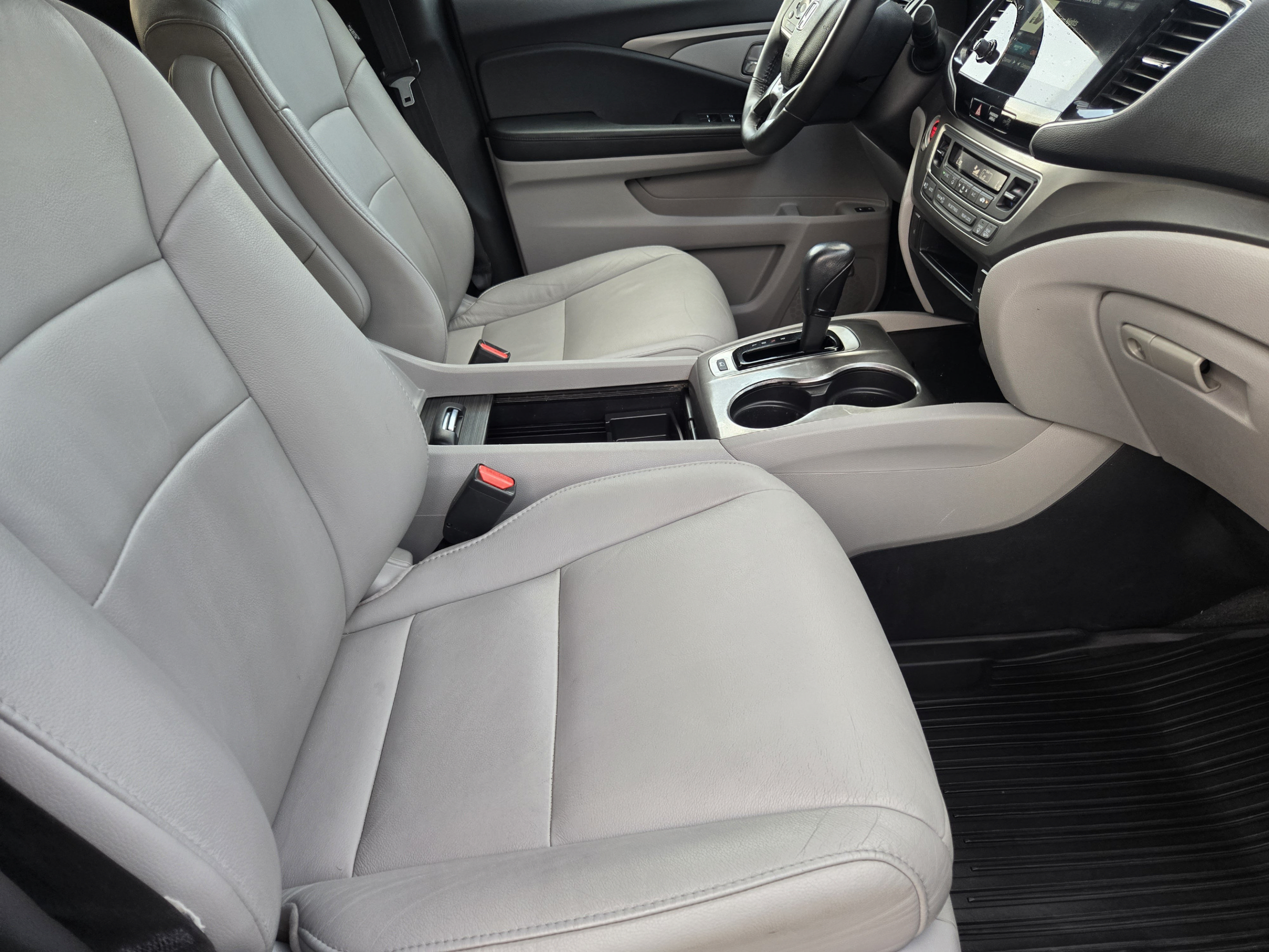 Used 2019 Honda Pilot EX-L image 10