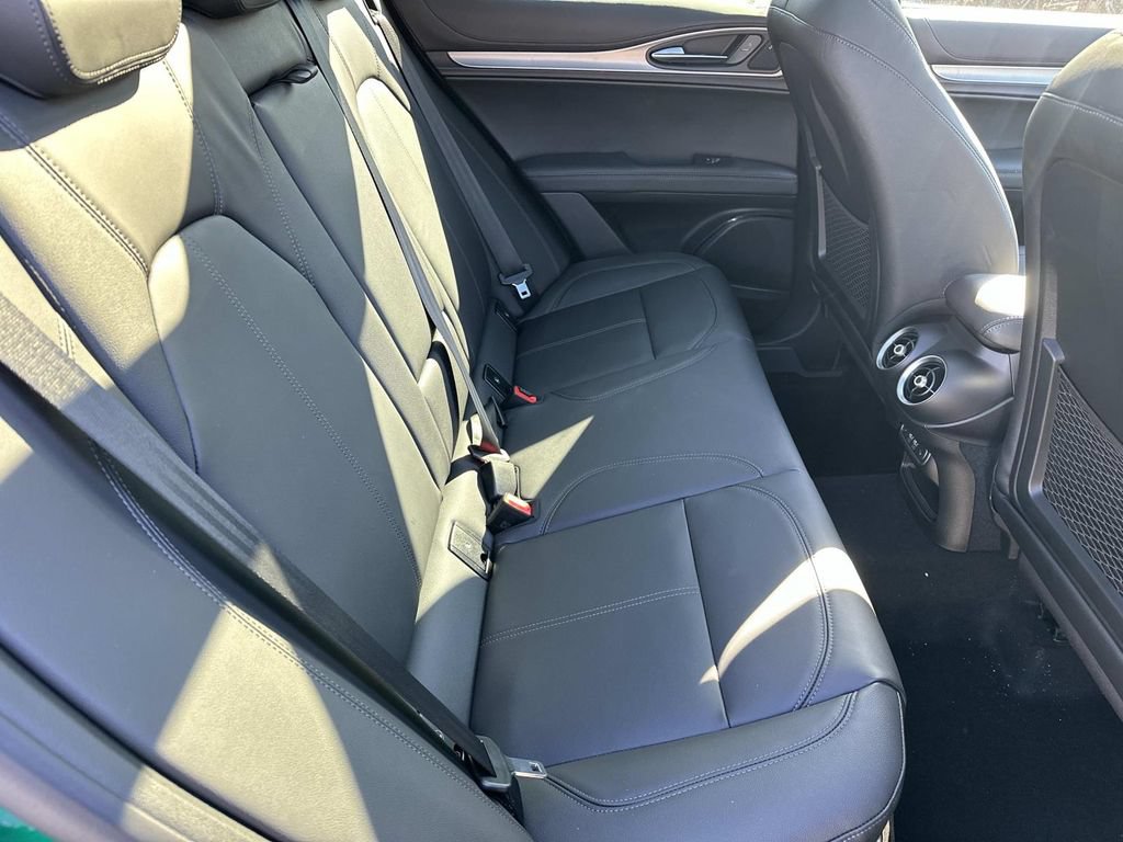 New 2026 Alfa Romeo Stelvio Sprint AWD/4WD image 17