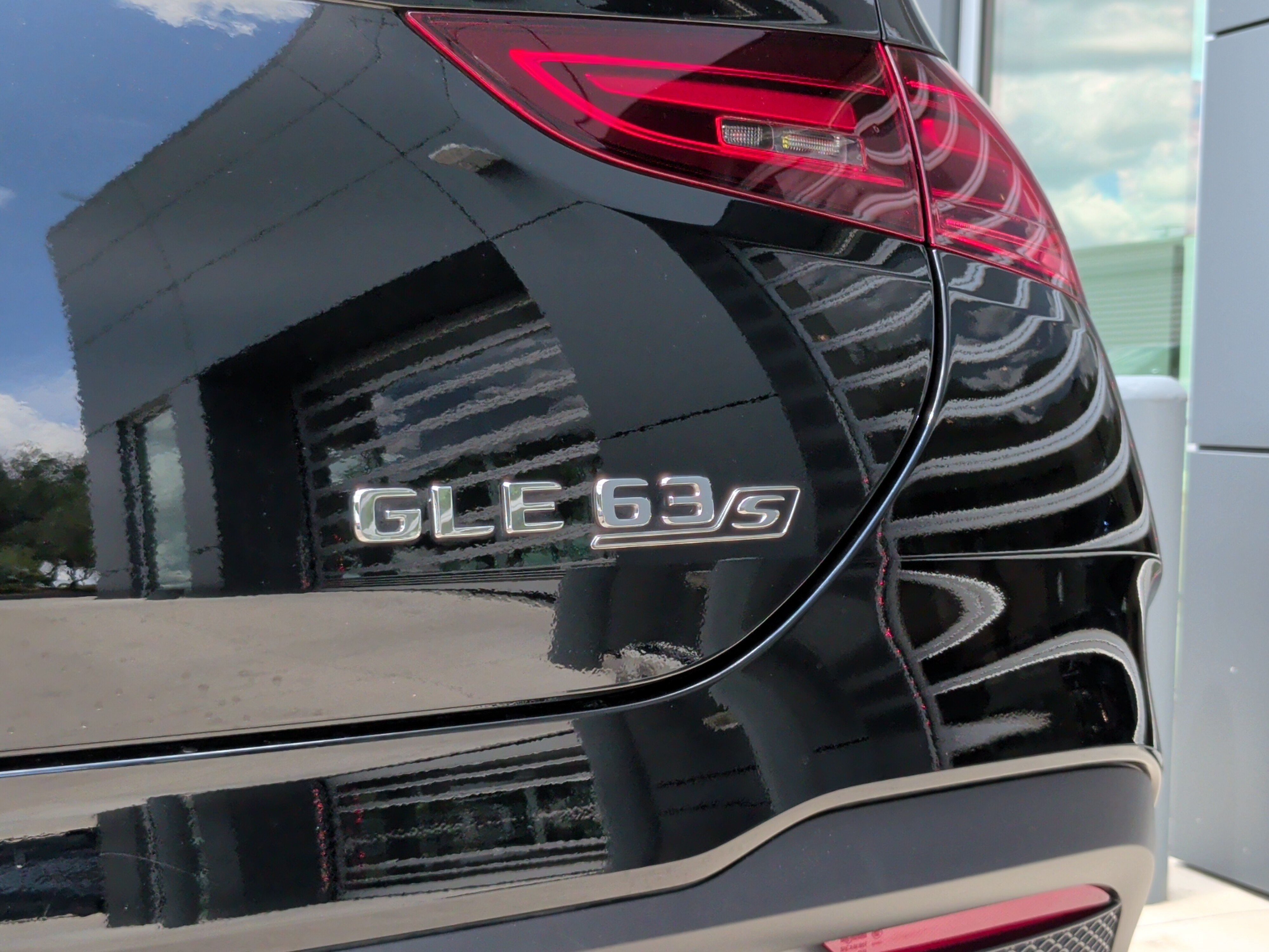 Used 2026 Mercedes-Benz GLE 63 AMG S image 11