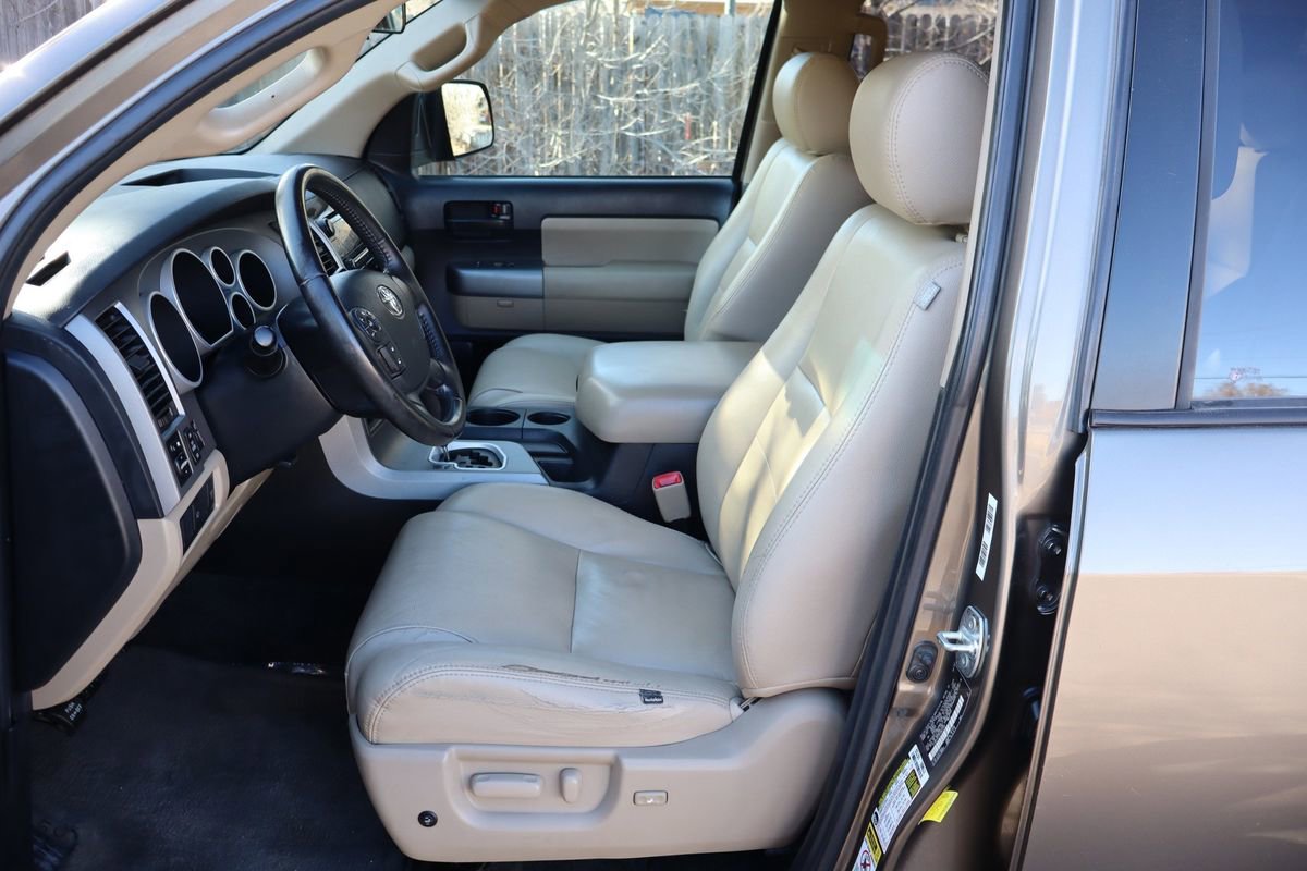 Used 2012 Toyota Sequoia SR5 image 19