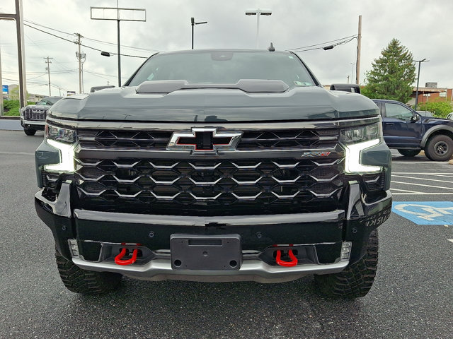Used 2026 Chevrolet Silverado 1500 ZR2 AWD/4WD image 2