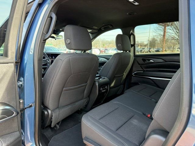 Used 2024 Chevrolet Traverse LS image 14