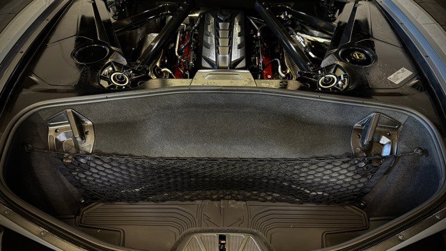 Used 2024 Chevrolet Corvette Stingray Premium Cpe w/ Z51 Performance Package RWD image 32