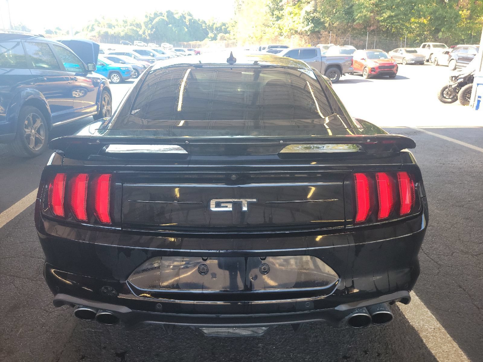 Used 2020 Ford Mustang GT RWD image 4