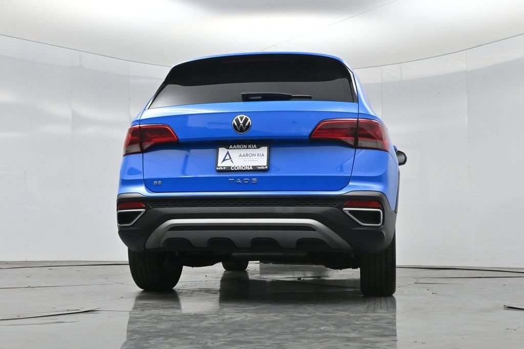 Used 2023 Volkswagen Taos SE w/ Panoramic Sunroof Package FWD image 56