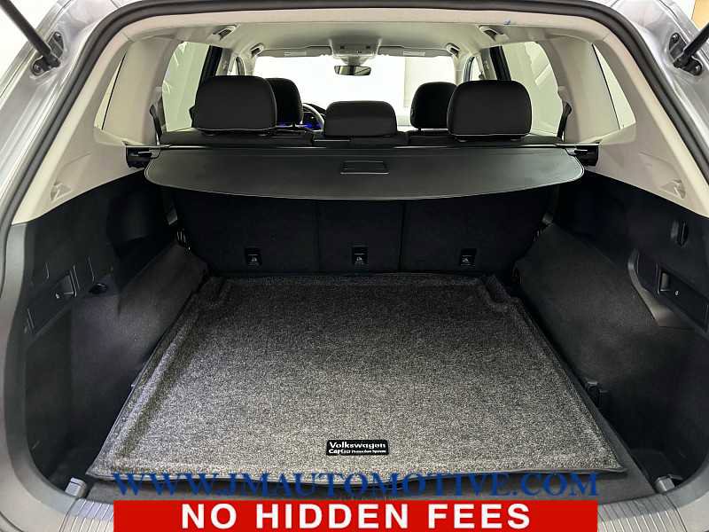 Used 2024 Volkswagen Tiguan S image 16