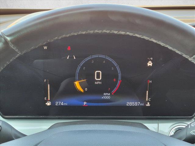 Used 2025 Chevrolet Trax LT w/ LT Convenience Package FWD image 11