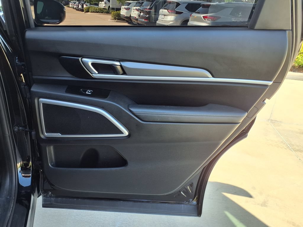 Used 2021 Kia Telluride LX FWD image 21