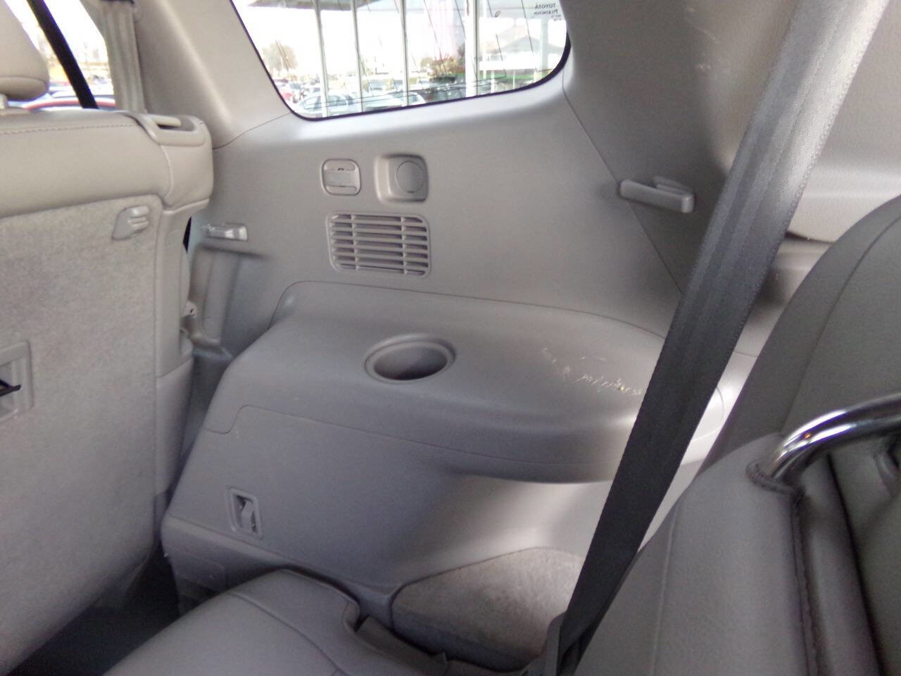 Used 2013 Toyota Highlander Limited FWD image 39