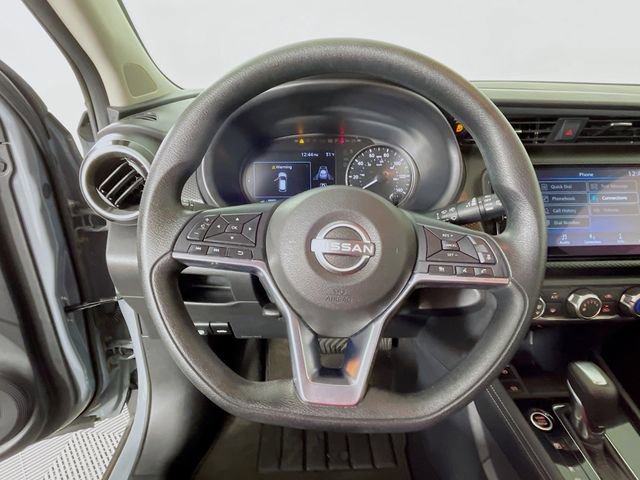 Used 2024 Nissan Kicks SV image 12