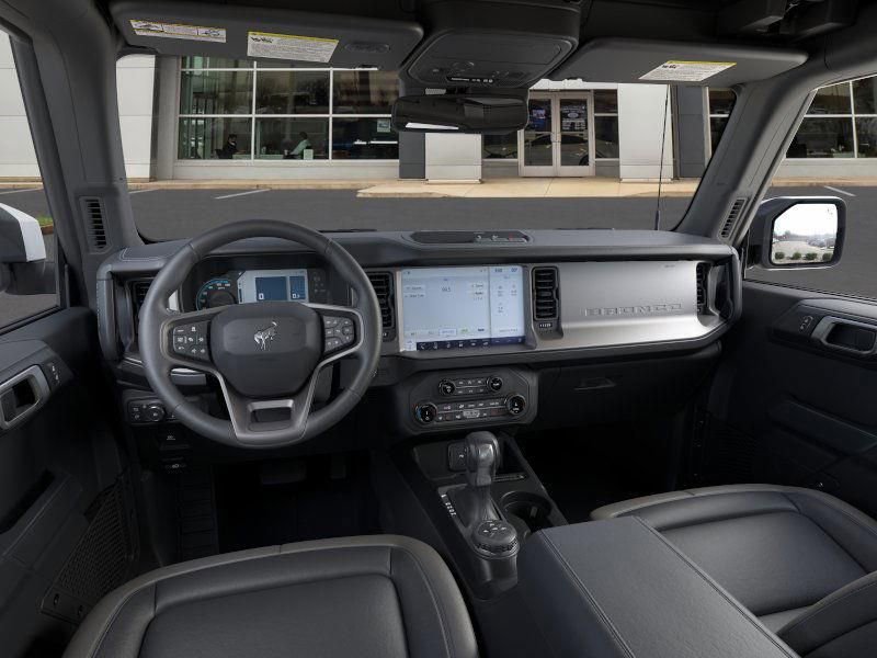 New 2025 Ford Bronco Outer Banks image 9