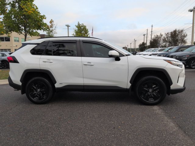 Used 2024 Toyota RAV4 XLE AWD/4WD image 4