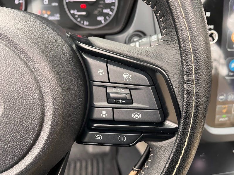 Used 2025 Subaru Forester Premium w/ Convenience Package #2 image 16