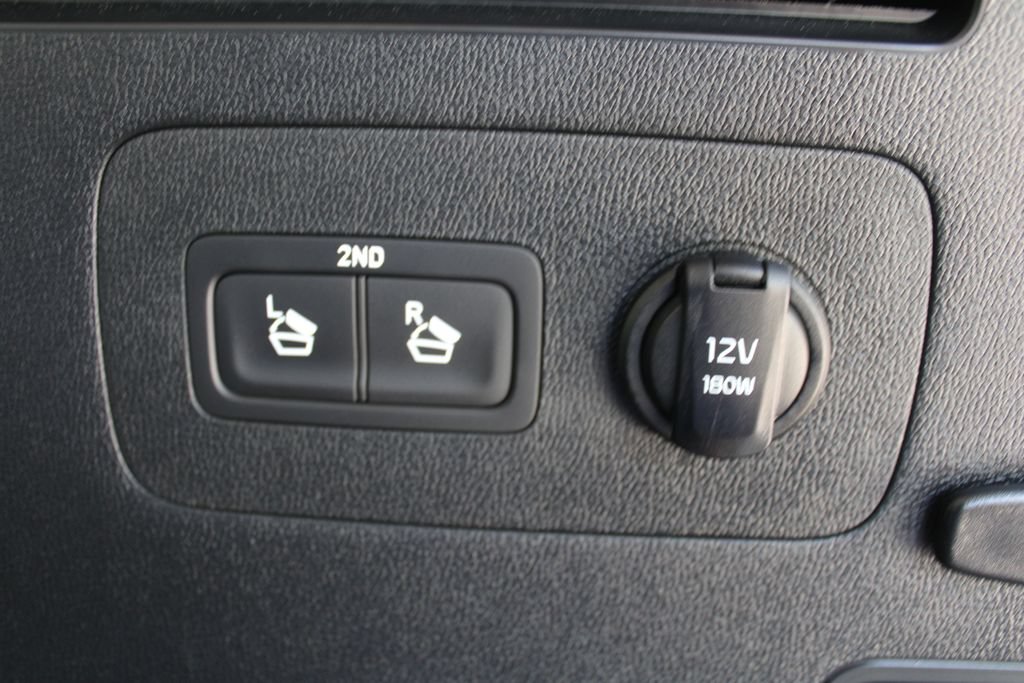 Certified 2025 Kia Sorento EX w/ Panoramic Sunroof Package FWD image 11